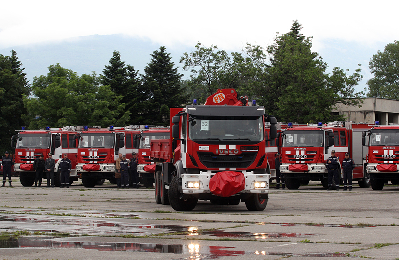 Нови пожарни, получени от средства по оперативни програми