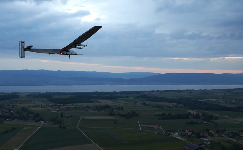 Соларният самолет ”Solar Impulse 2”