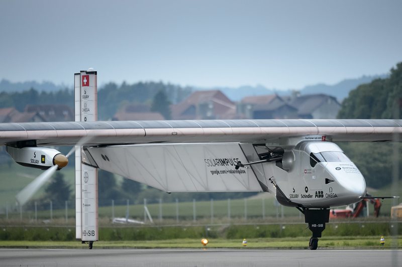 Соларният самолет ”Solar Impulse 2”