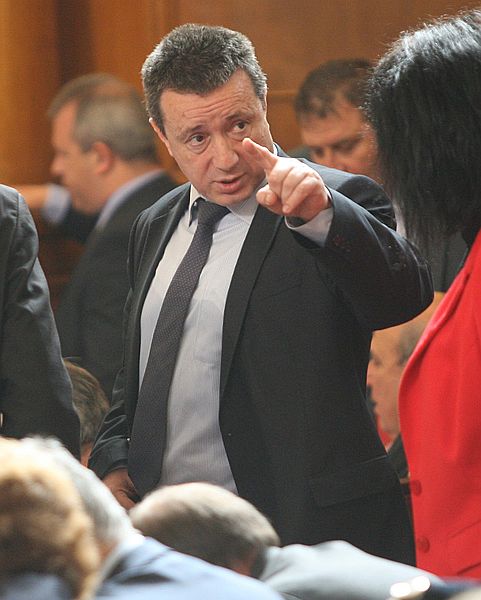 БСП ще спасява кабинета с нови задачи