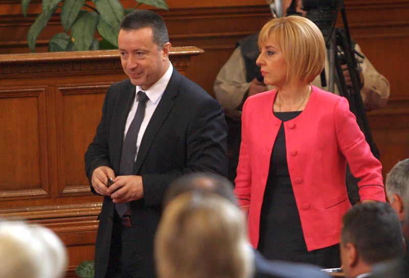 Манолова: Кабинетът ще работи до 2 месеца преди изборите