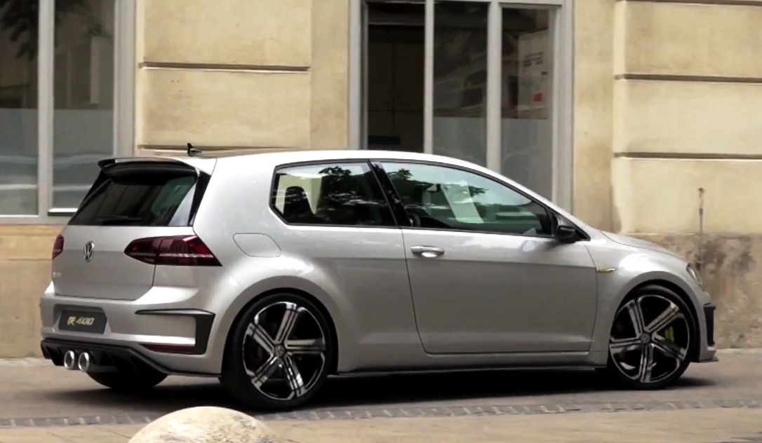 Злобен рев от Volkswagen Golf R 400 (видео)