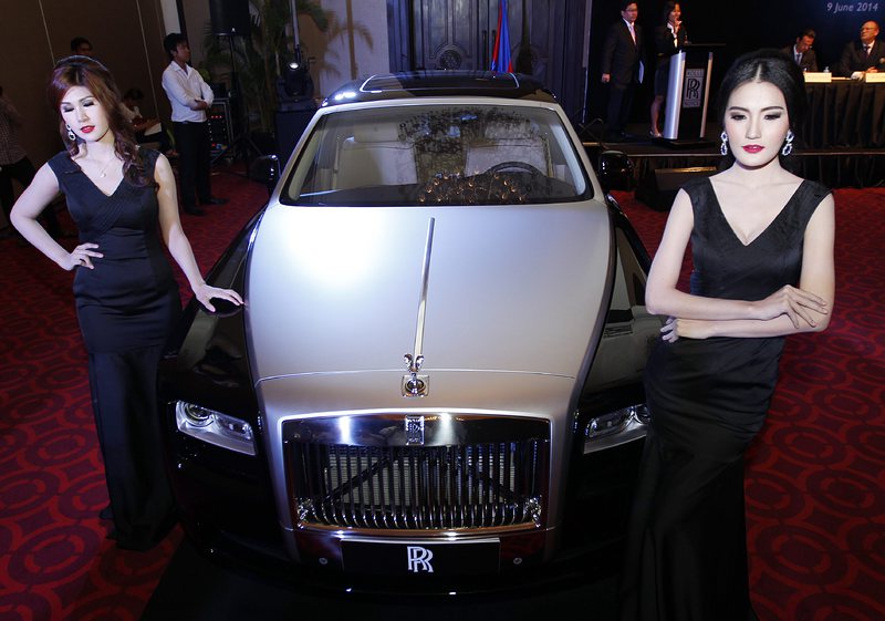 Rolls-Royce открива шоурум в Камбоджа