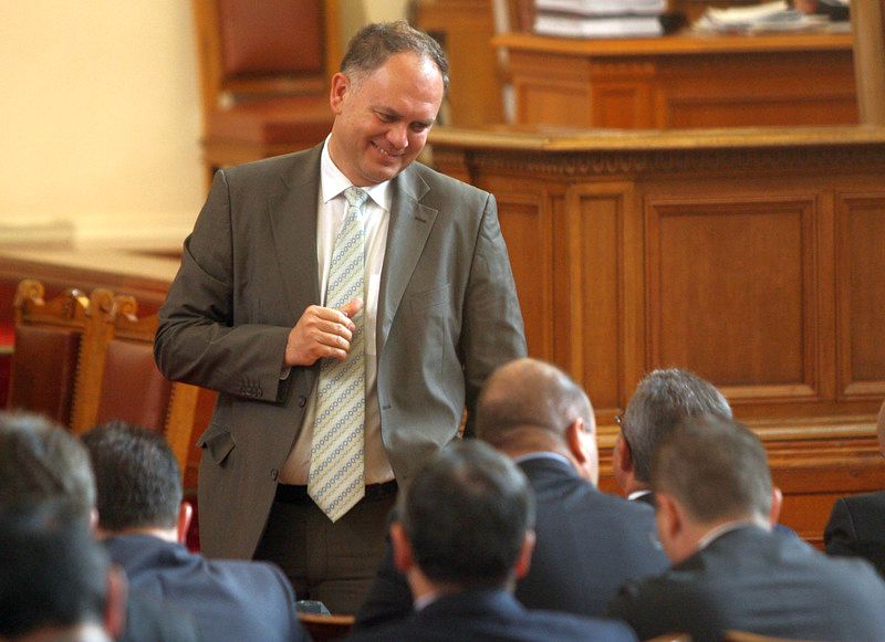 Георги Кадиев напуска парламента (обновена)