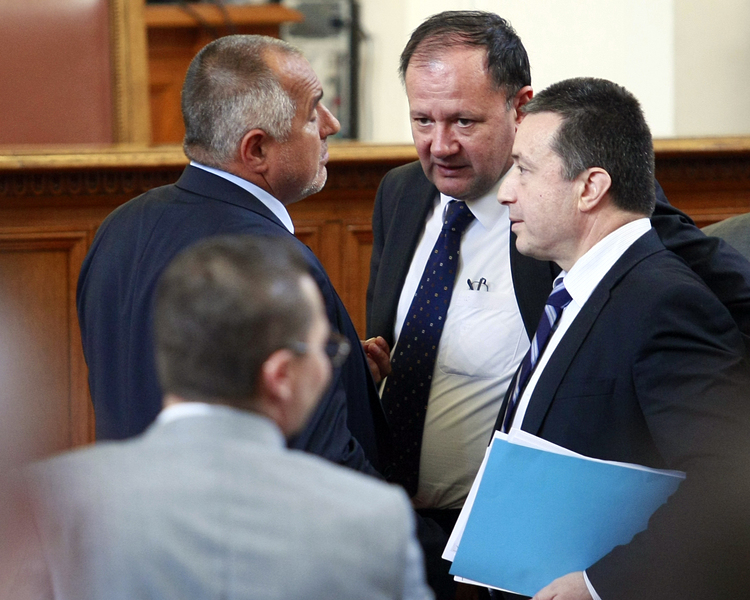 Борисов: Промяна в плана, преговори за избори на 14.09