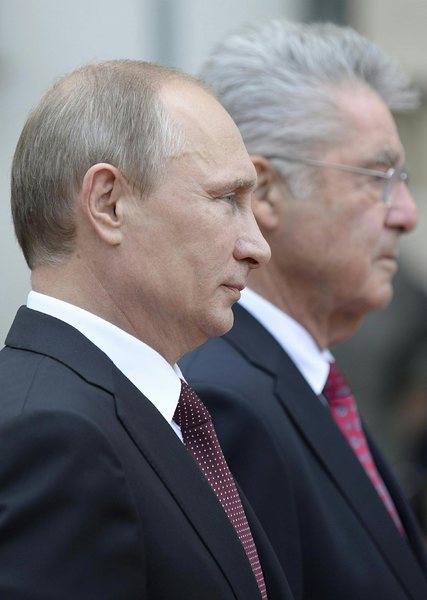 Владимир Путин и Хайнц Фишер подкрепиха ”Южен поток”