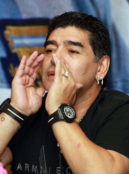 През юли тази година аржентинската полиция задържа бившата приятелка на Марадона