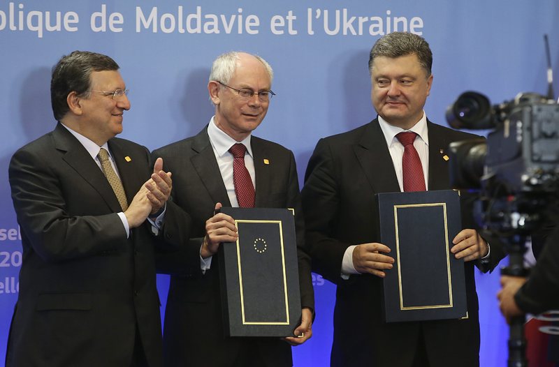 Украйна, Грузия и Молдова подписаха споразуменията с ЕС