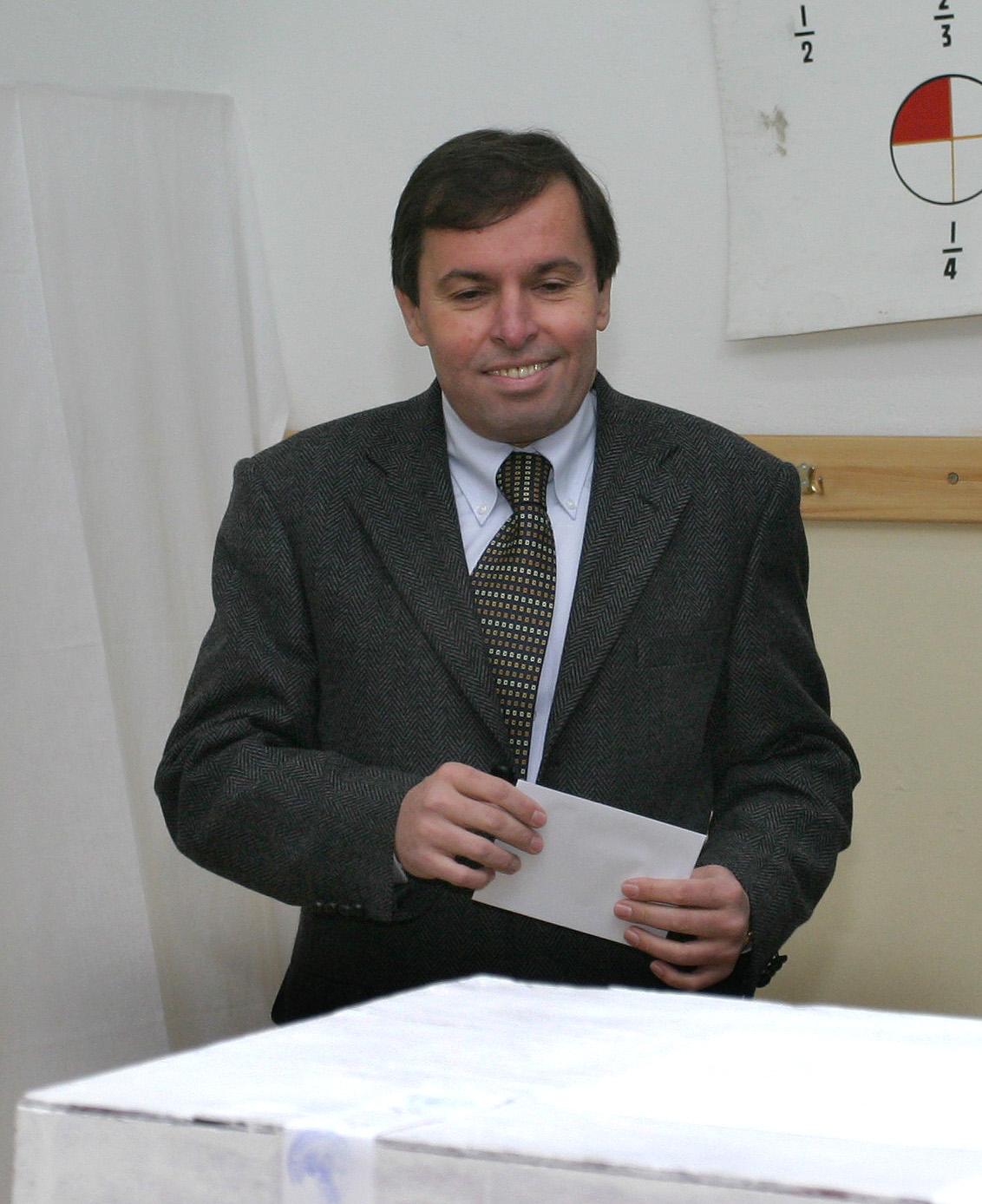 Светослав Гаврийски напуска оперативната работа в банка Алианц