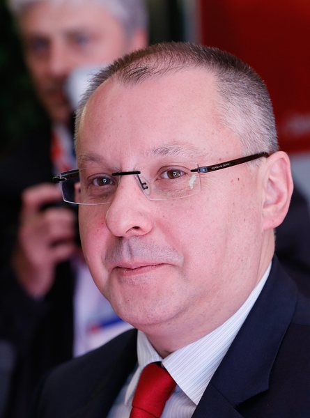 Сергей Станишев каза, че е притеснен от действията на служебния кабинет