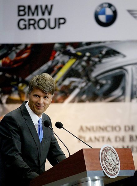 BMW ще инвестира $1 млрд. в нов завод в Мексико