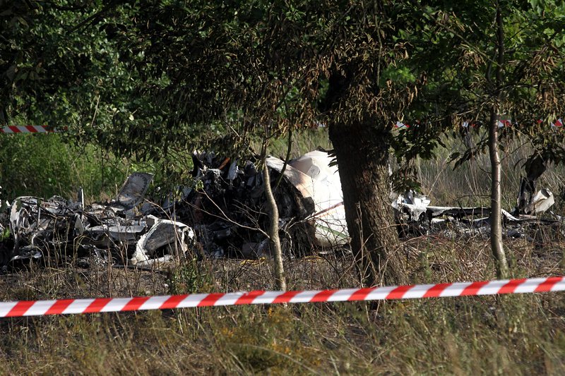 Самолет се разби в Полша, загинали са 11 души