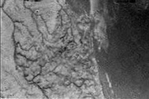 Подземният океан на Титан прилича на Мъртво море
