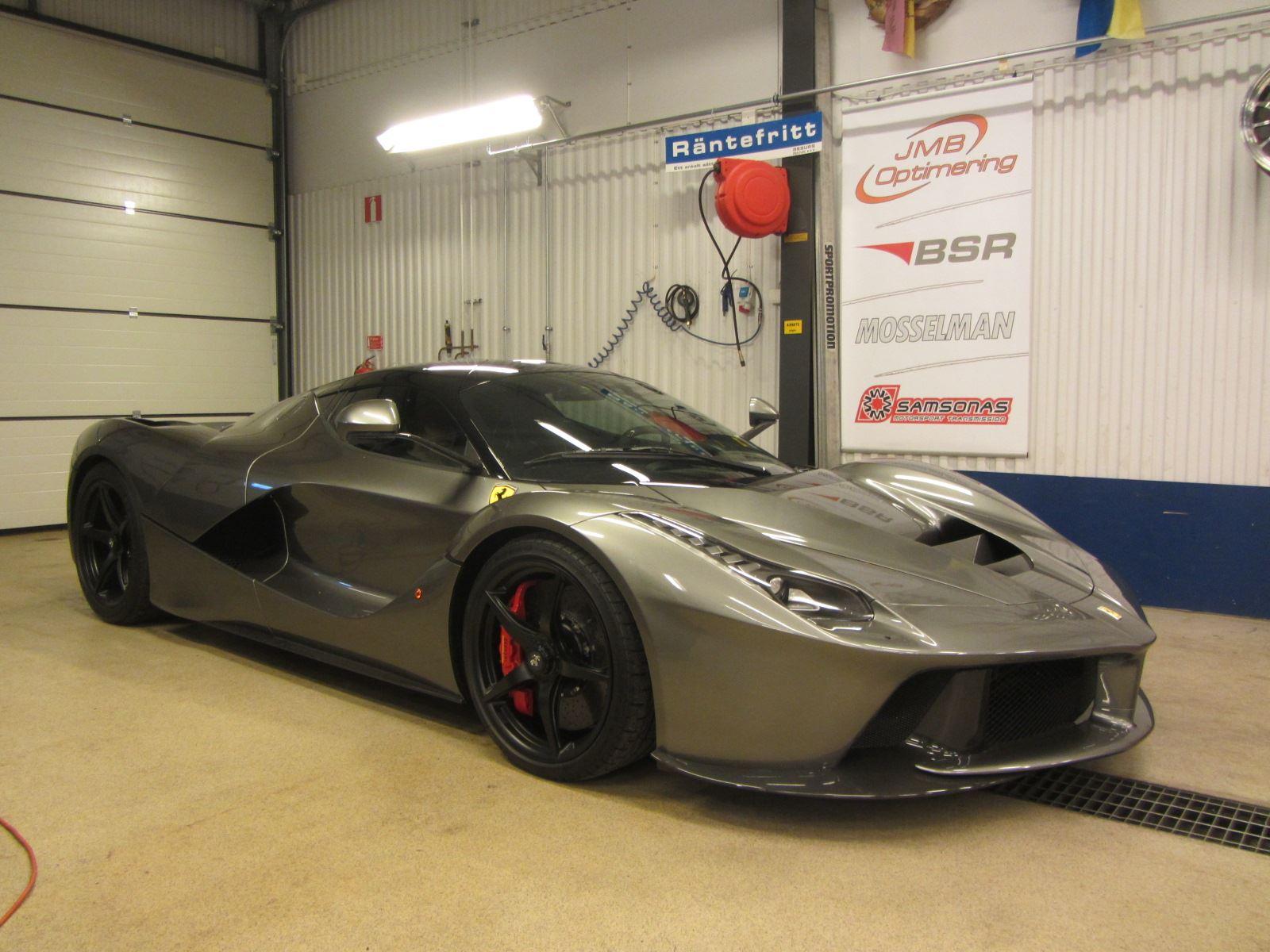 LaFerrari с 1050 ”коня” (снимки)