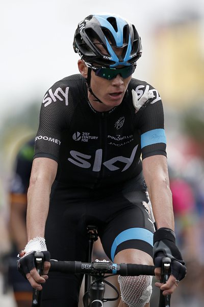 Крис Фрум отпадна от ”Тур дьо Франс” след инцидент