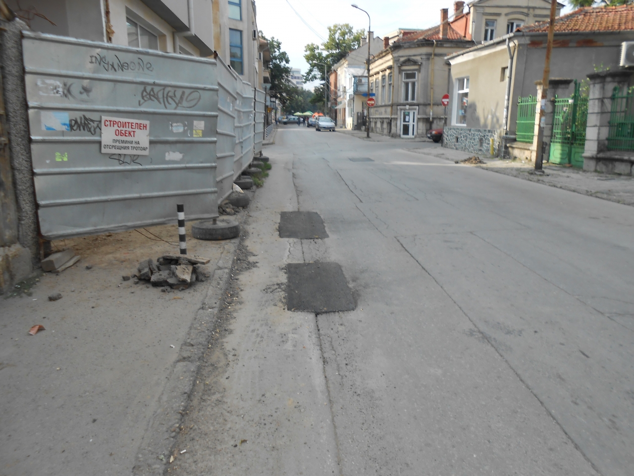 Продължава асфалтирането на русенски улици