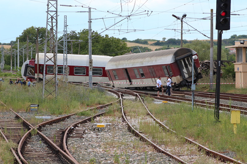 Влаковата катастрофа стана в събота следобед