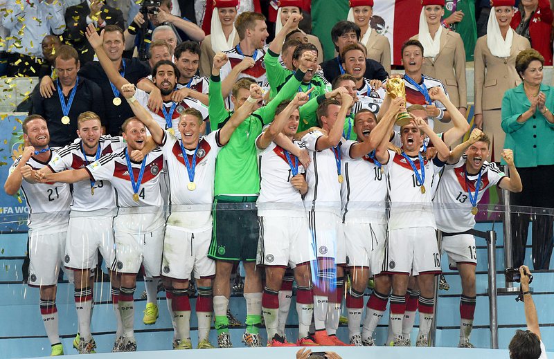 Германия победи Аржентина и спечели Мондиал 2014