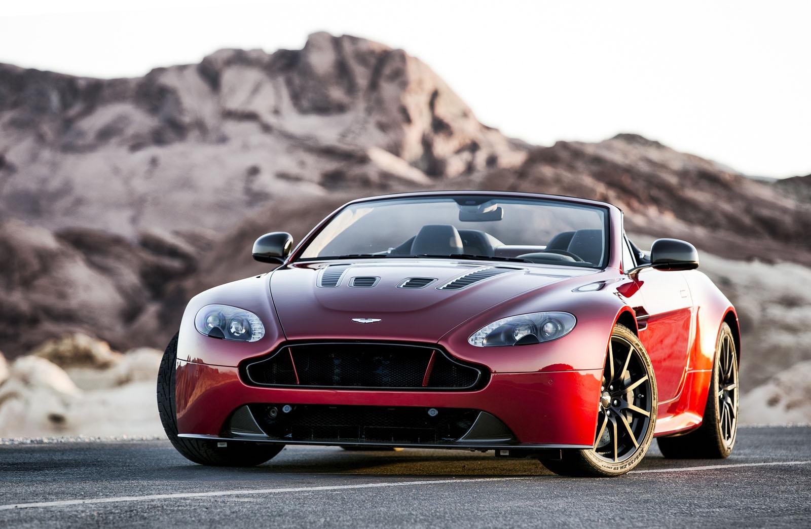 Aston Martin показа най-бързия си роудстър (снимки)