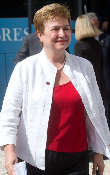 Георгиева губи шансове за външен министър на ЕС