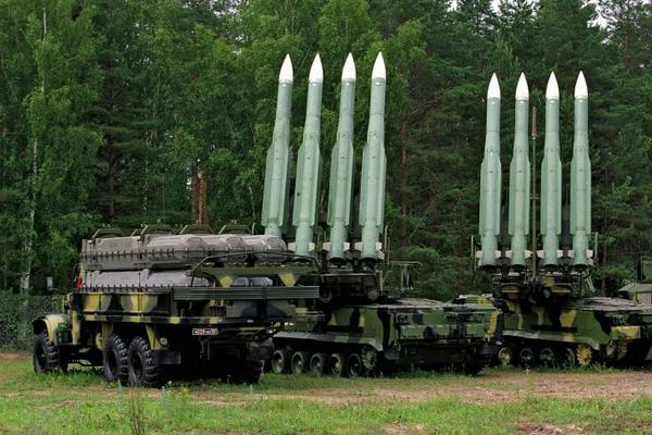 Сепаратистки лидер опроверга информация, че имат ракети Бук