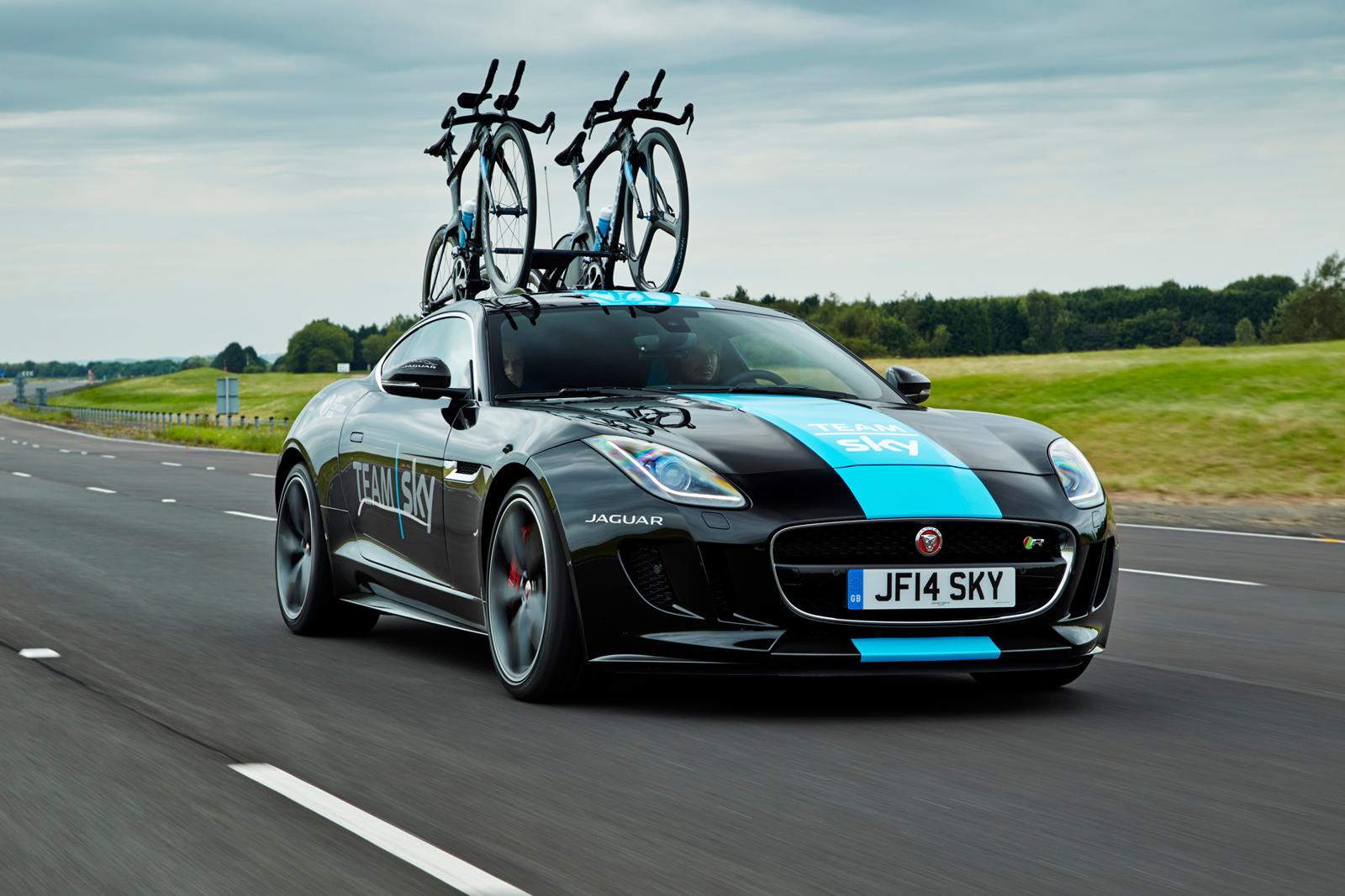 Jaguar с уникален F-Type R Coupe за ”Тур дьо Франс” (видео)