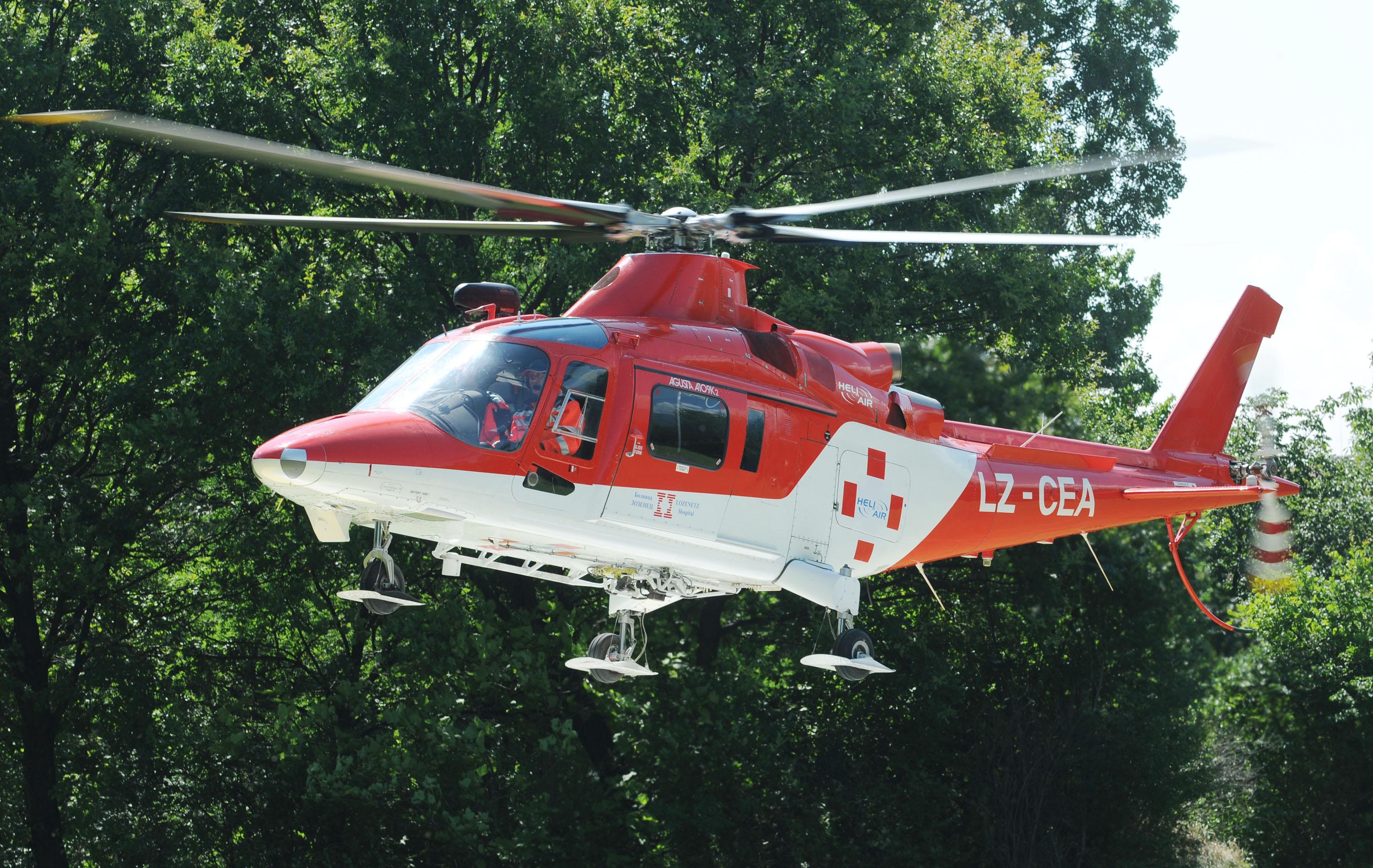 Демонстрация на хеликоптерната спешна помощ на болница ”Лозенец”