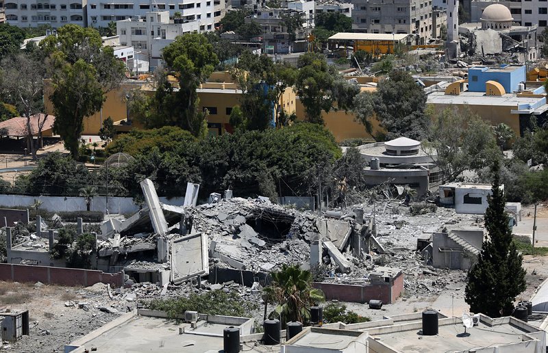 Израелската армия бомбардира дома на лидера на Хамас в ивицата Газа