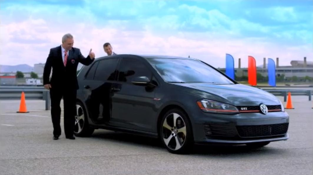 Стоичков рекламира новия Volkswagen Golf GTI (видео)