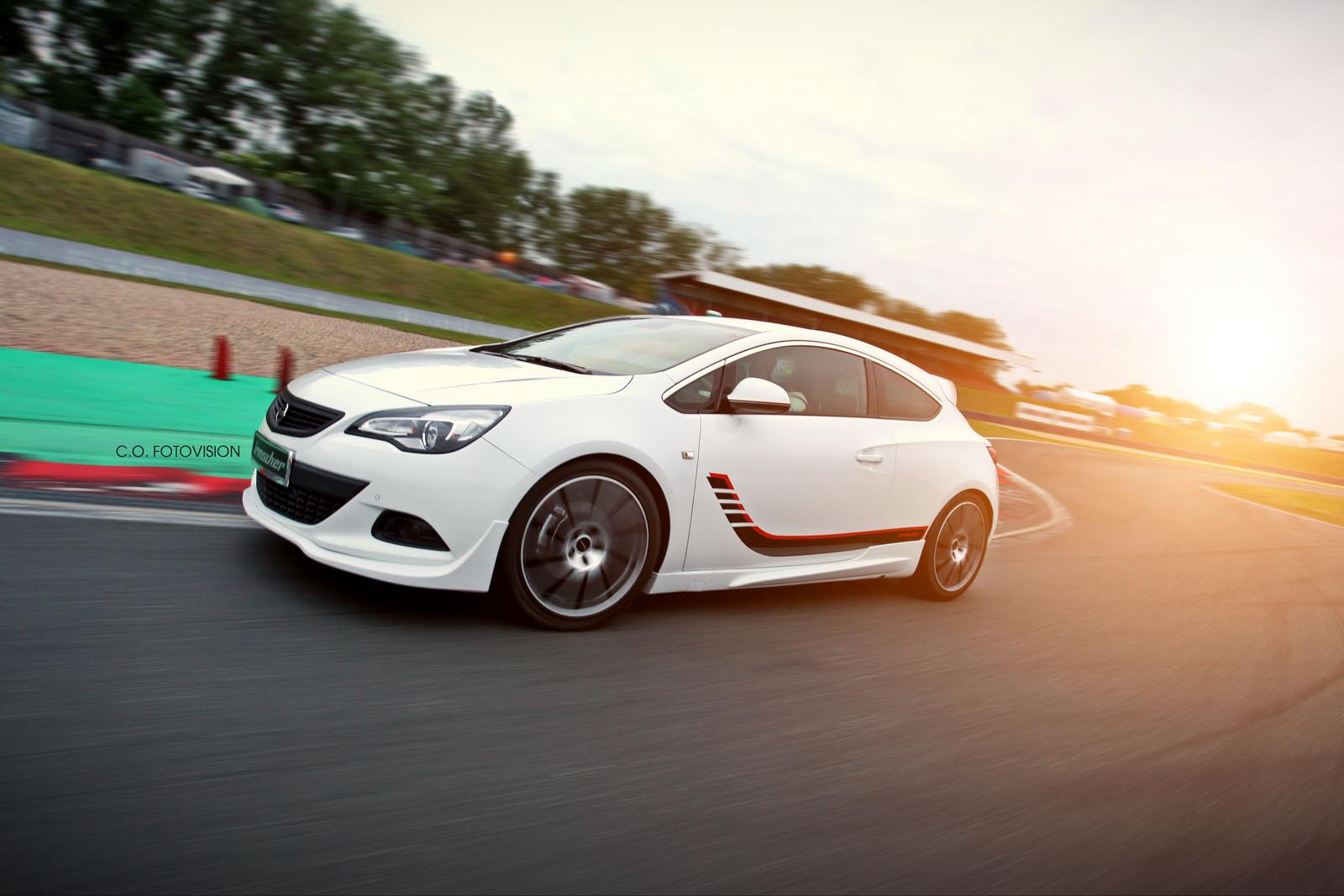 Irmscher представи доработен Opel Astra GTC (снимки)