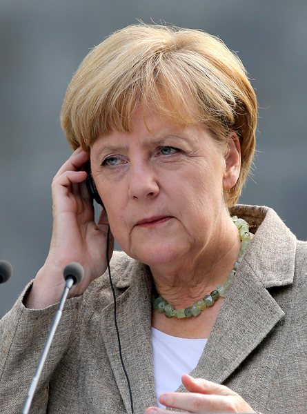 Ангела Меркел иска засилен контрол по руско-украинската граница