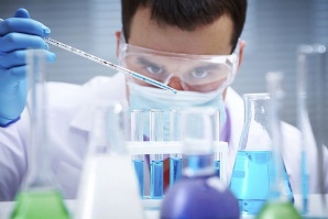 Учени произвеждат биоразтворима пластмаса от ориз и спанак