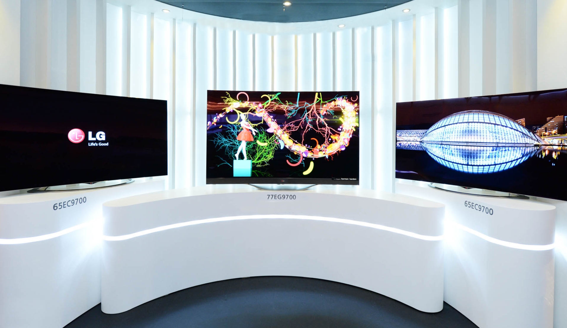 LG 4K OLED телевизор
