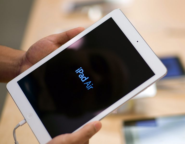 Apple подготвя 12,9-инчов iPad