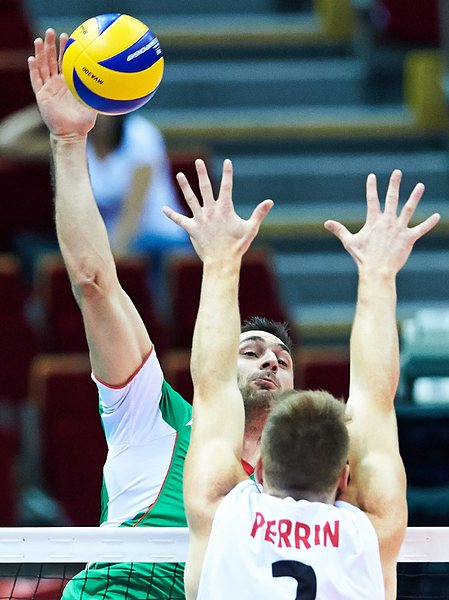 България загуби с 2:3 гейма от Канада