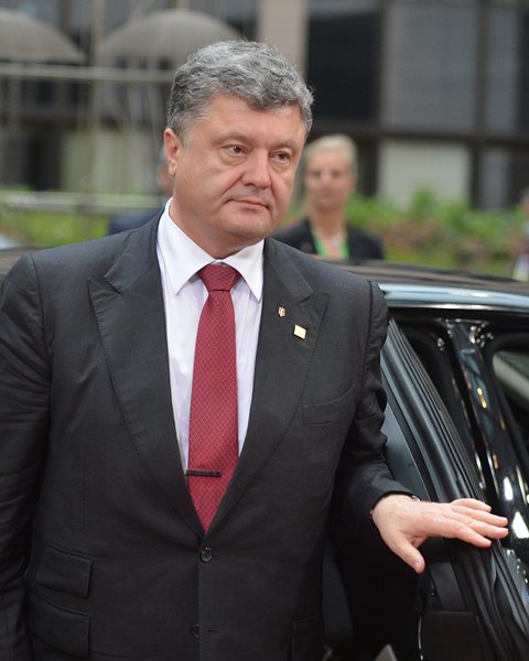 Петро Порошенко обяви намерението си пред журналисти, акредитирани за срещата на НАТО