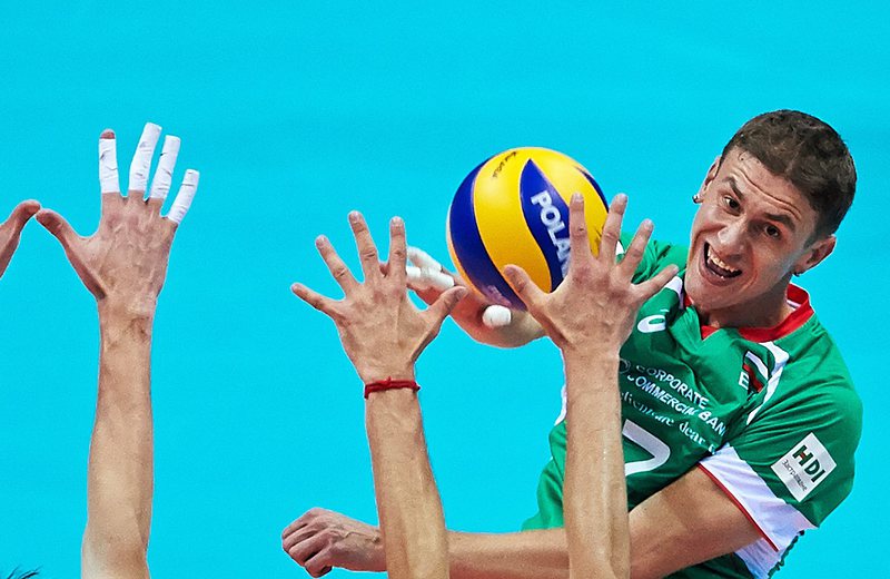 България загуби с 2:3 гейма от Русия
