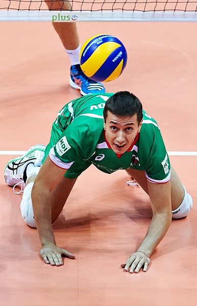 България загуби с 2:3 гейма от Русия