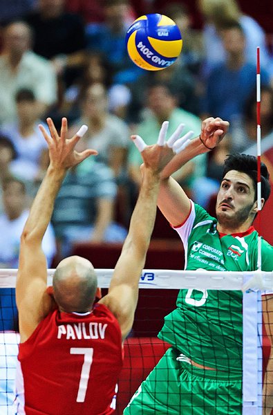 България загуби с 2:3 гейма от Русия