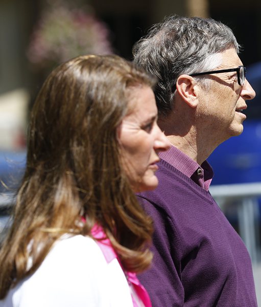 Фондацията на Бил Гейтс дава 50 млн. долара за борба с Ебола