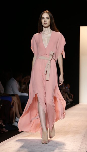 Колекция на BCBGMAXAZRIA - пролет/лято 2015