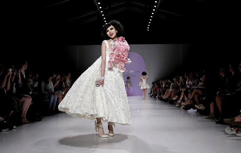 Колекция на Betsey Johnson - пролет/лято 2015