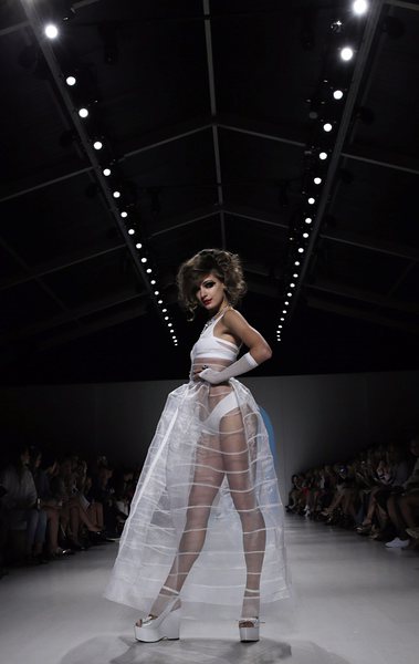 Колекция на Betsey Johnson - пролет/лято 2015