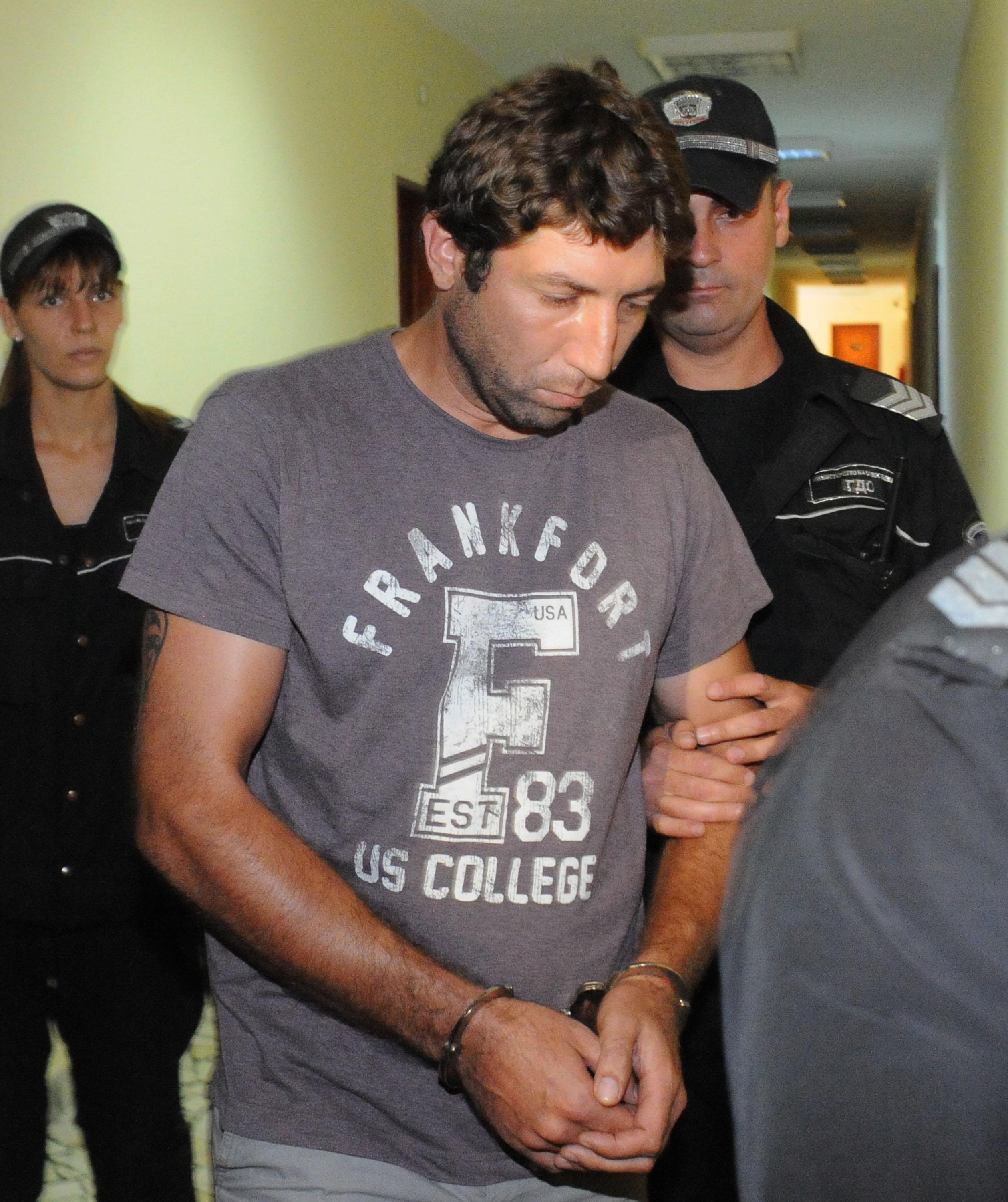 Костадин Стоянов от 19 септември е под домашен арест