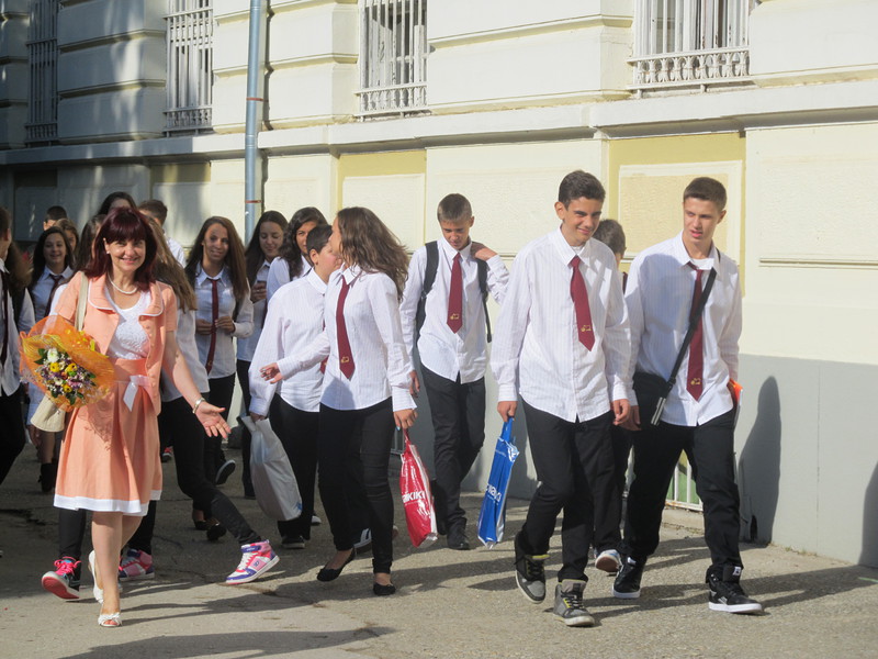 20 750 ученици влязоха в клас в Русенско