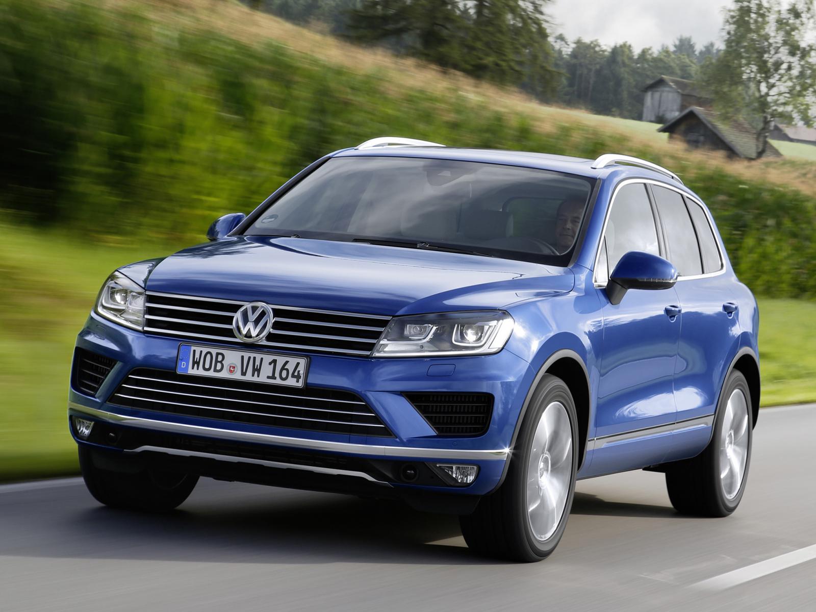 Нов двигател за обновения Volkswagen Touareg (снимки)
