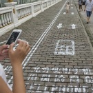 В Китай пуснаха специална алея за хора с телефони