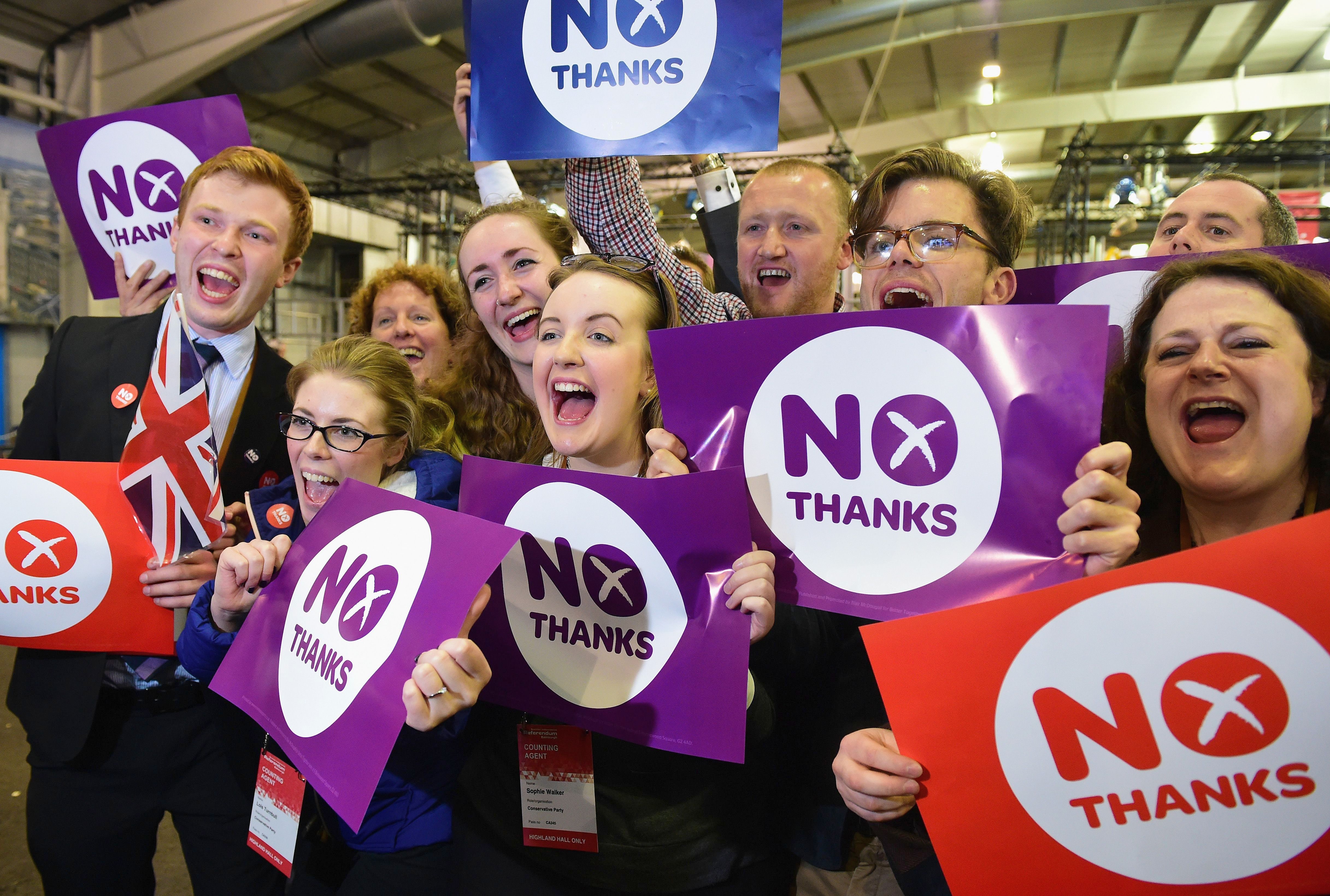 Противници на независимостта се радват след резултата от референдума