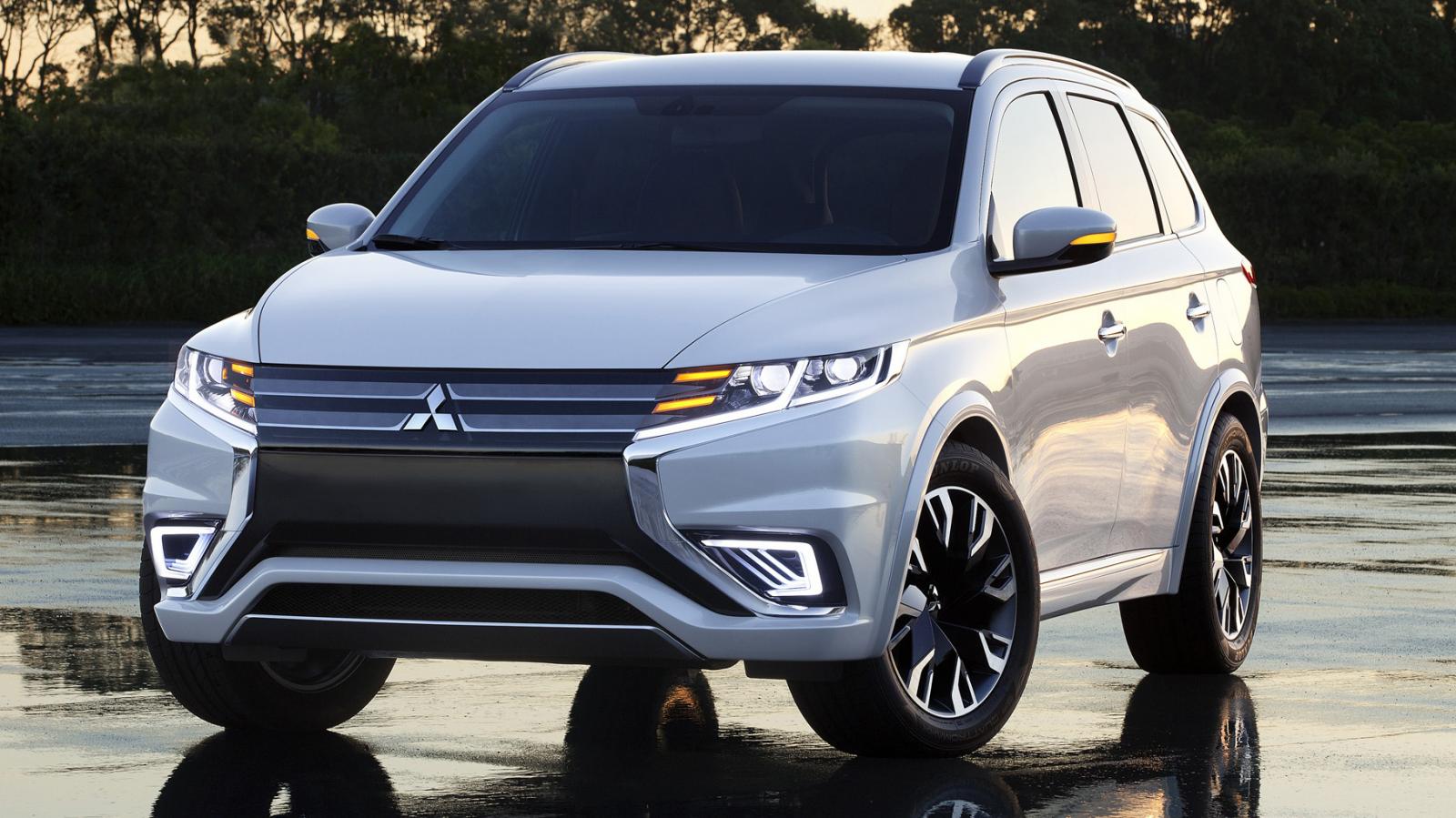 Mitsubishi показа Outlander PHEV Concept-S (снимки)