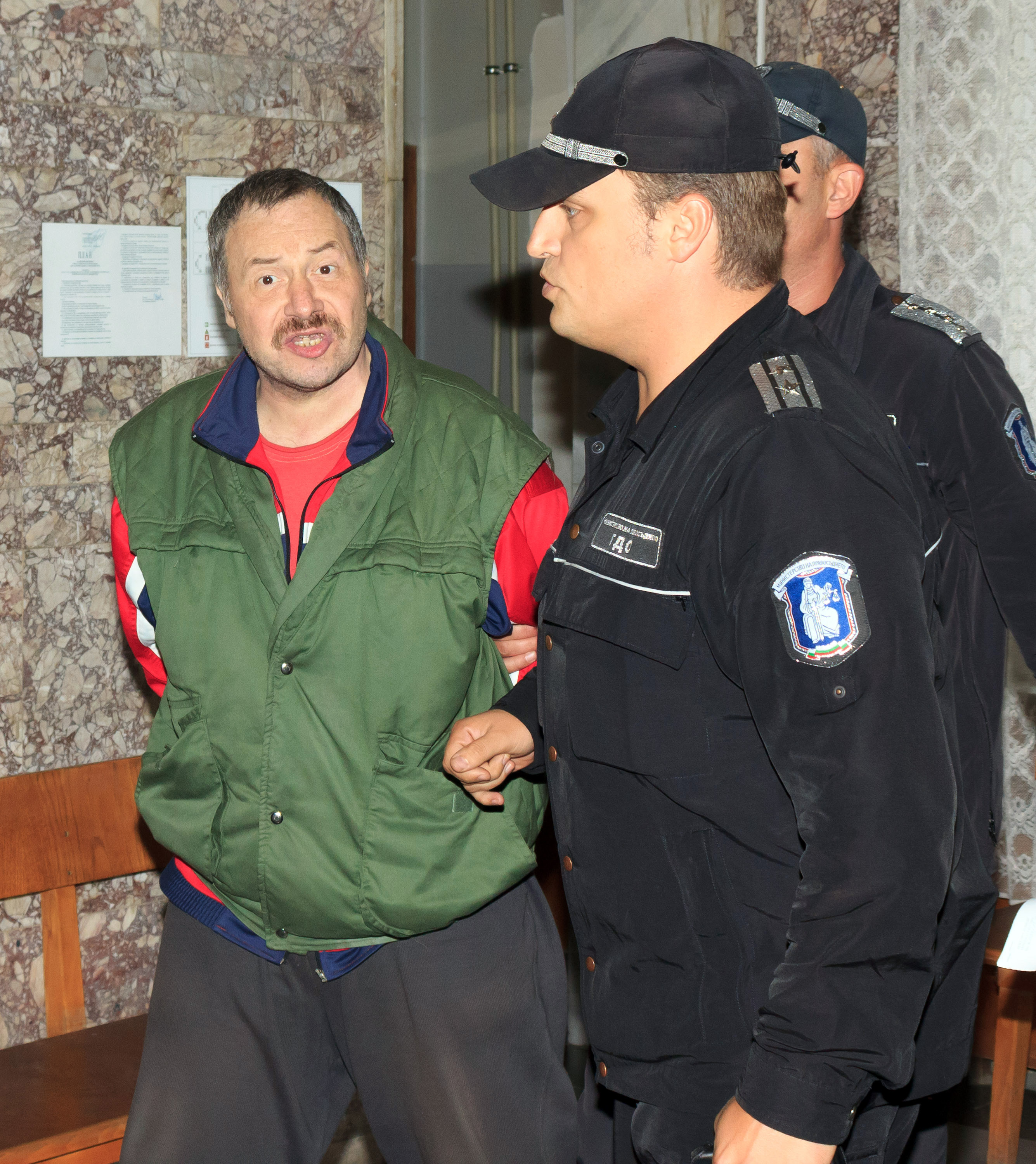Петко Петков иска домашен арест, трябвало да се грижи за майка си